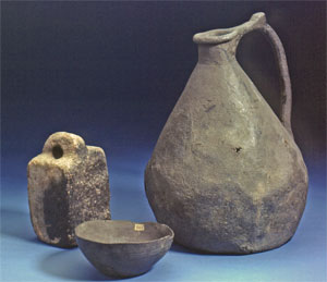 Pewter bowl and jug from Bossens (Click to enlarge)